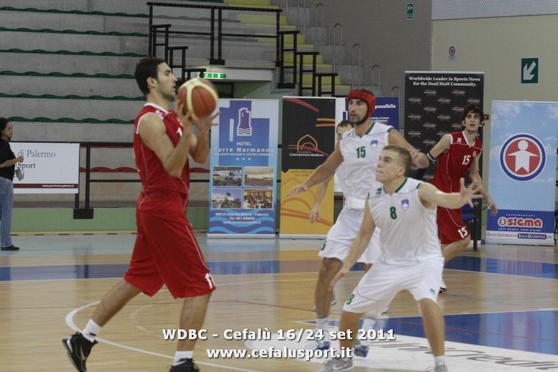 110923 basket 159_tn.jpg